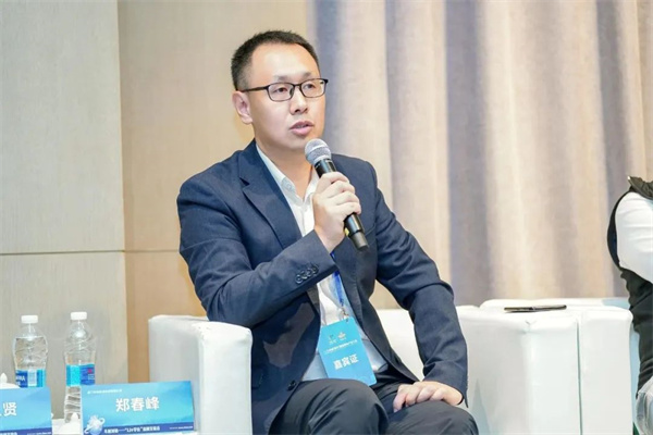 “Li+學(xué)社”高端對(duì)話：警惕全球化機(jī)遇下，鋰電企業(yè)的出海挑戰(zhàn)和技術(shù)迭代風(fēng)險(xiǎn)